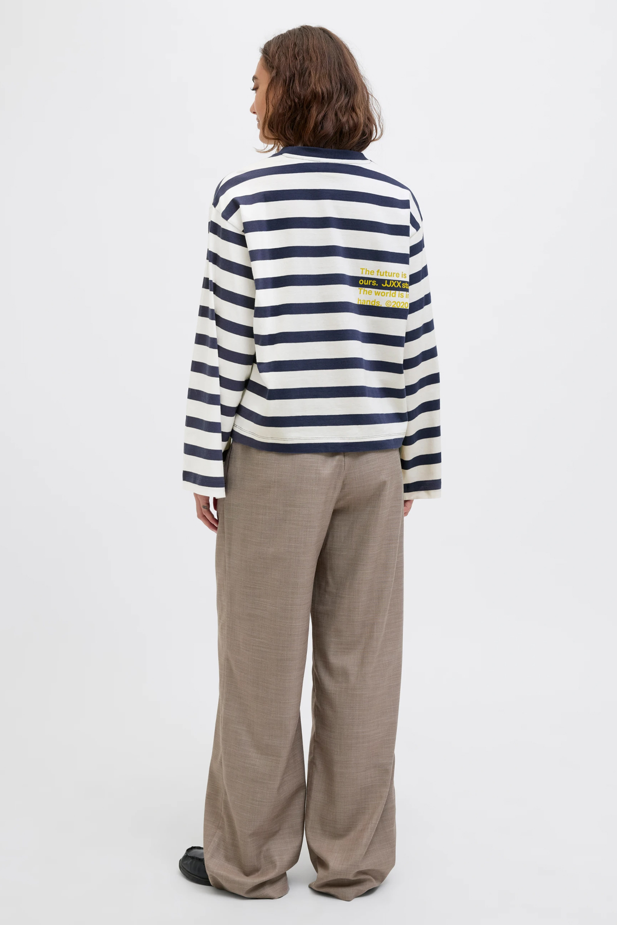 IMG-PRODUCT