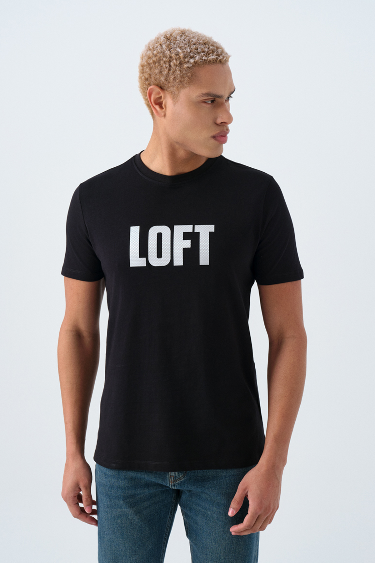 LF2038558